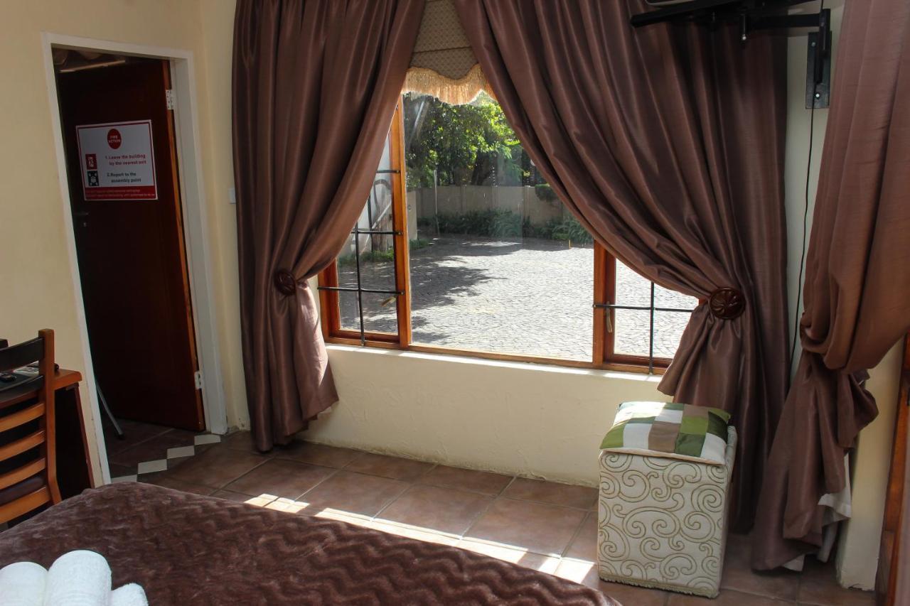 Echo Garden Guesthouse Rustenburg Exteriér fotografie