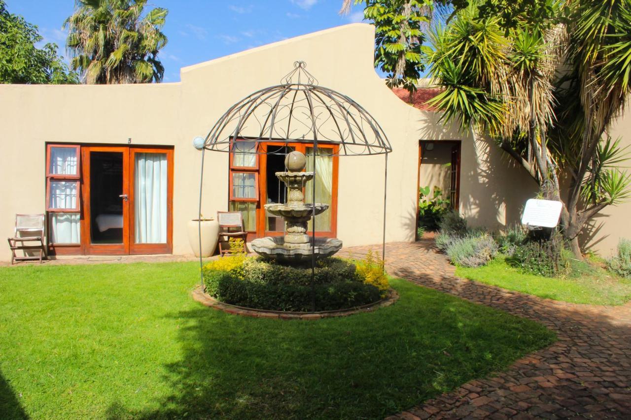 Echo Garden Guesthouse Rustenburg Exteriér fotografie