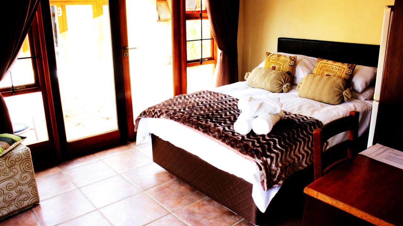 Echo Garden Guesthouse Rustenburg Exteriér fotografie